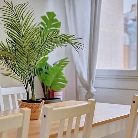 Chestnut By Clabao Apartment Харо Екстериор снимка