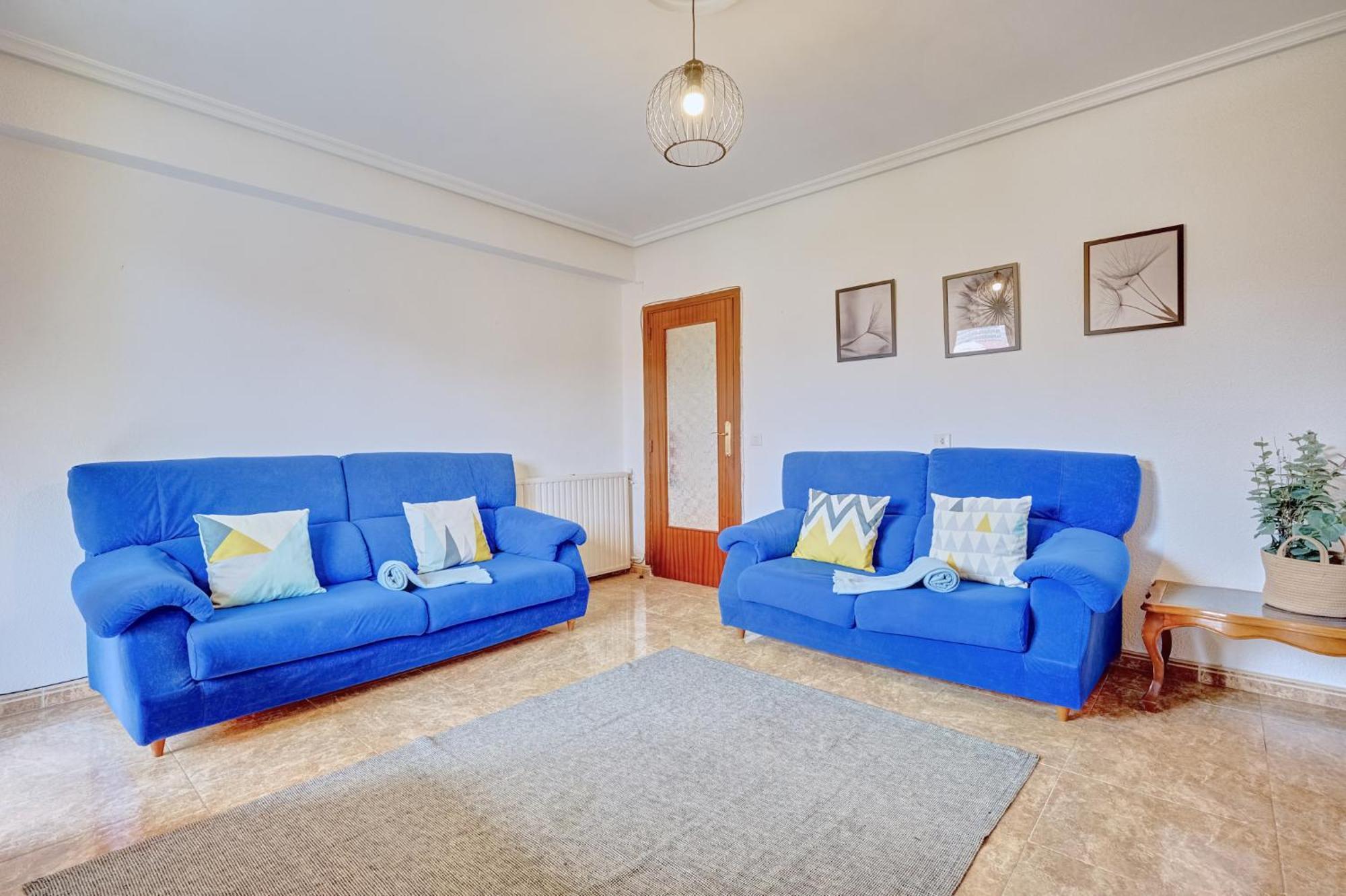 Chestnut By Clabao Apartment Харо Екстериор снимка